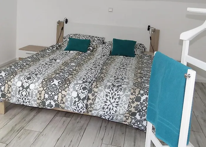 アパート Im Sonnenberg エンキルヒ